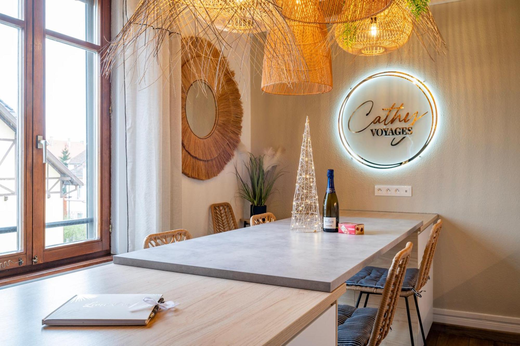 Lit Rond Tres Grand Et Confortable - Garage Possible Ou Parking Gratuit Rue - Gare 2 Min Et Ville 4 Min En Tram - Ciel Etoile - Netflix Videoprojecteur - Luxe Et Evasion สตราสบูร์ก ภายนอก รูปภาพ