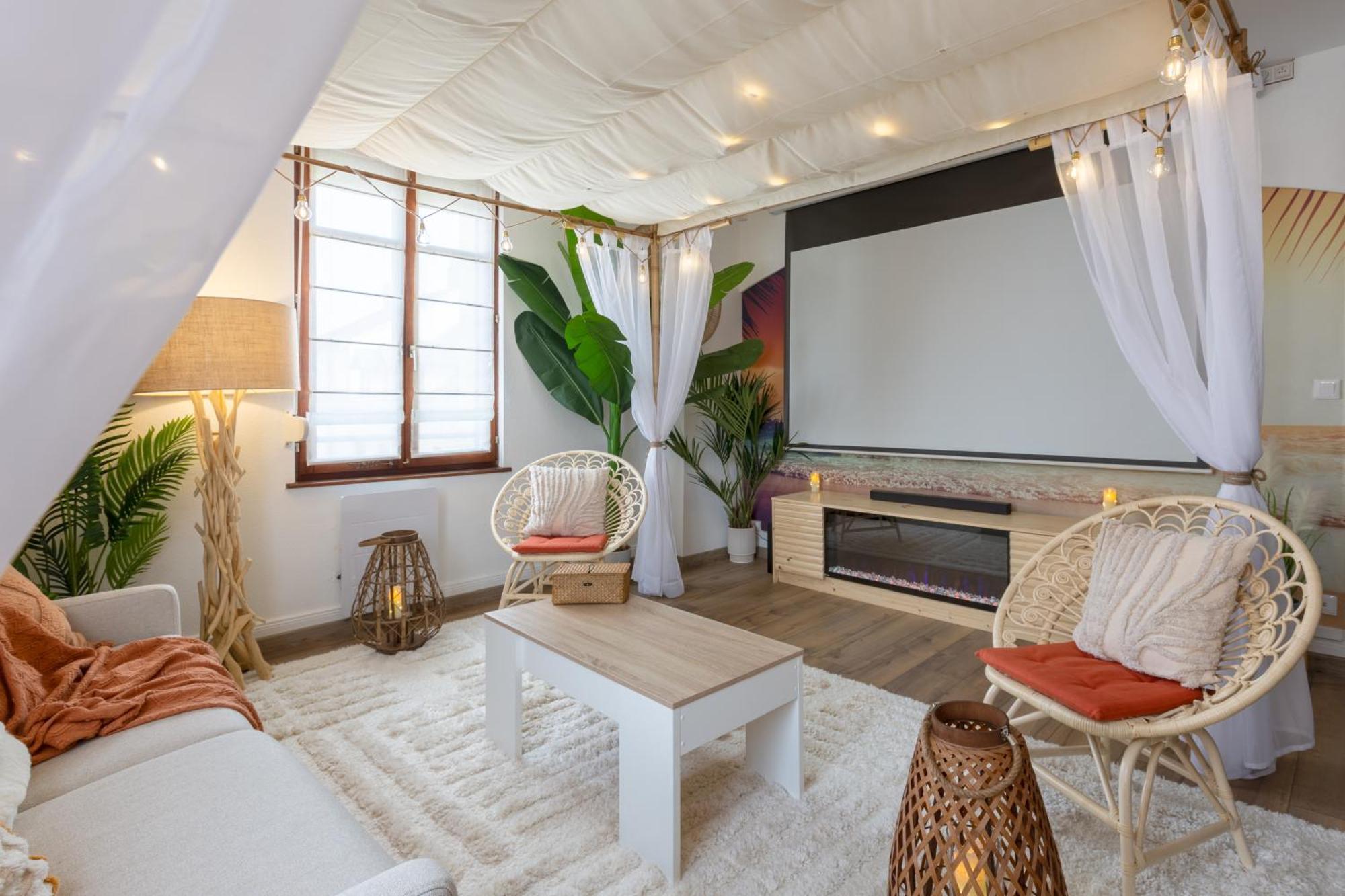 Lit Rond Tres Grand Et Confortable - Garage Possible Ou Parking Gratuit Rue - Gare 2 Min Et Ville 4 Min En Tram - Ciel Etoile - Netflix Videoprojecteur - Luxe Et Evasion สตราสบูร์ก ภายนอก รูปภาพ
